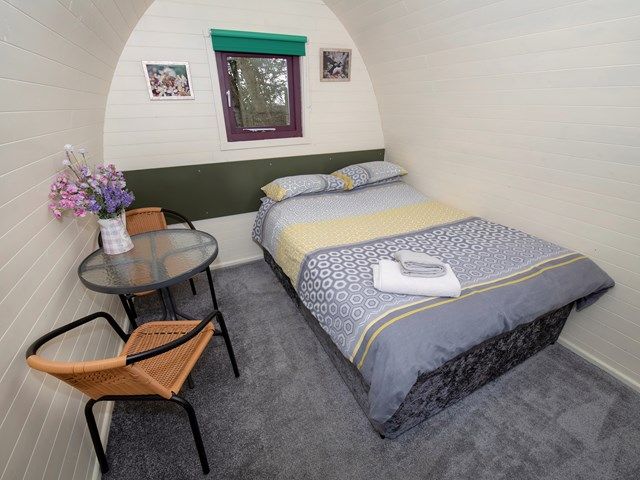 English Oak Glamping Pod