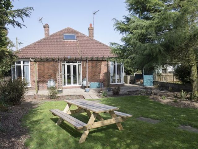 bungalow-holiday-let-yorkshire-1-kireth-ai